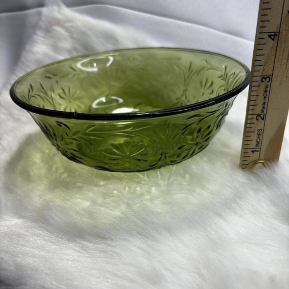 1970s Indiana Glass Company Daisy Pattern Glass Bowl Avocado Green, A Few Nicks - Picture 5 of 5